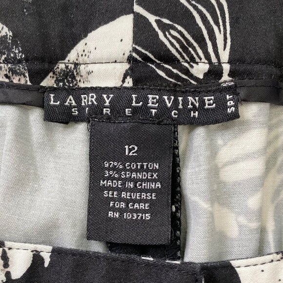 Larry Levine Sport Women's size 12 Stretch Capris Crop Pants Black White Floral - Picture 7 of 8